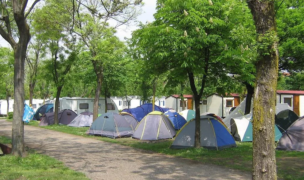 Camping Village Citta Di Milano Włochy