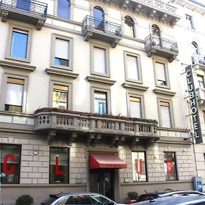 Hotel Club, Milan