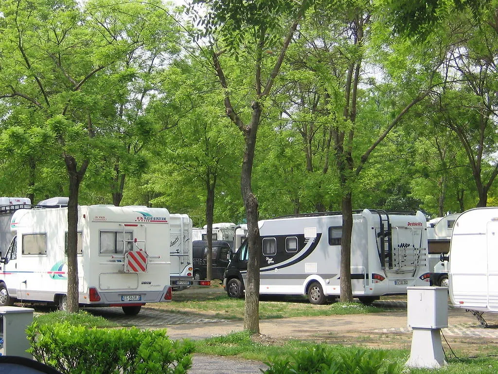 Camping Village Citta Di Milano Campsite